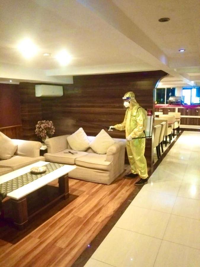 Grand Kasira Hotel Jakarta Exterior photo