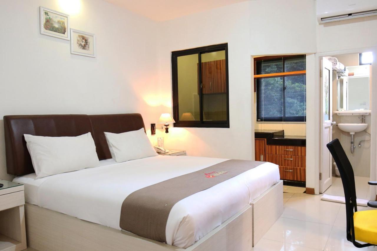 Grand Kasira Hotel Jakarta Exterior photo