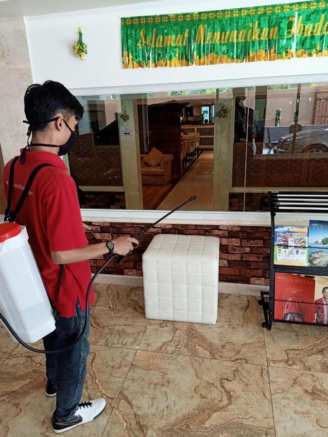 Grand Kasira Hotel Jakarta Exterior photo